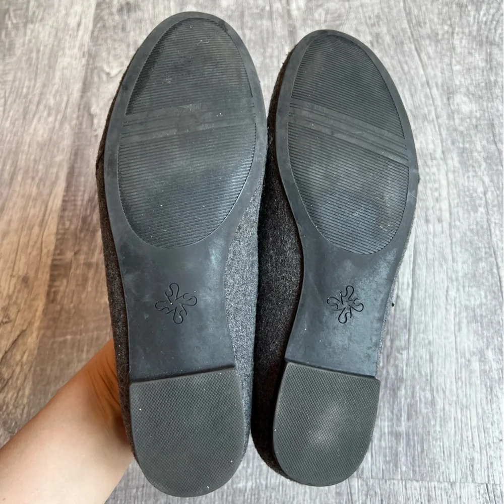 Simply Vera Wang Shoes Women's 7 M Grey Parker Rhinestone Tassel Slip On Loafer